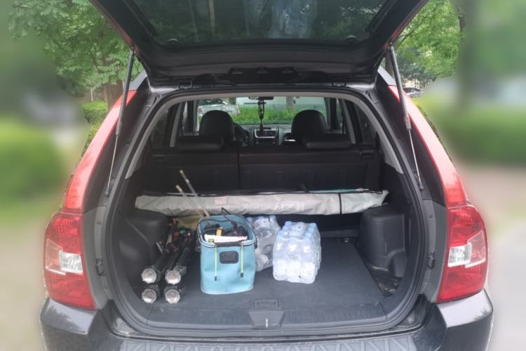 Used Kia Sportage 2012 2.0L Manual Two-Wheel Drive GLS Trunk