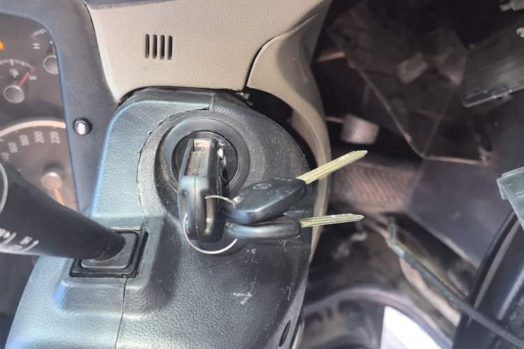Used Kia Sportage 2012 2.0L Manual Two-Wheel Drive GLS Vehicle Key