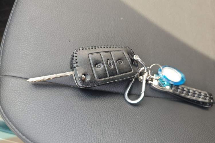 Used Kia Sportage 2012 2.0L Automatic Two-Wheel Drive GL Trim Vehicle Key