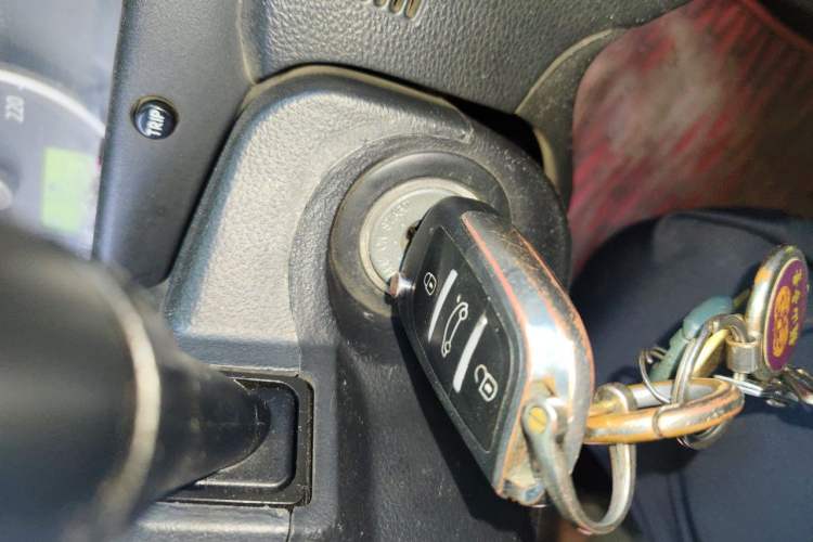 Used Kia Sportage 2012 2.0L Automatic Two-Wheel Drive GLS Vehicle Key