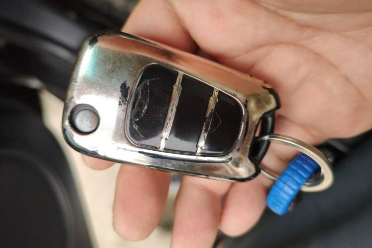 Used Kia Sportage 2012 2.0L Automatic Two-Wheel Drive GLS Vehicle Key