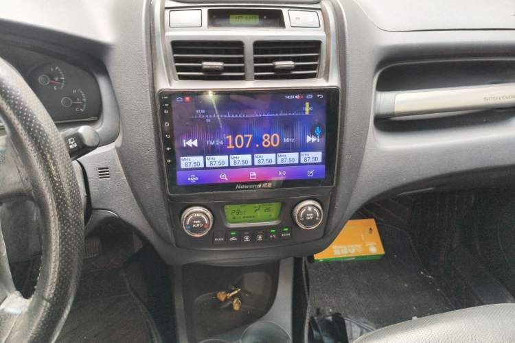 Used Kia Sportage 2012 2.0L Automatic Two-Wheel Drive GLS Audio And AC Panel