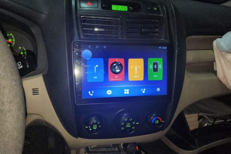 Used Kia Sportage 2012 2.0L Manual Two-Wheel Drive GL Trim Audio And AC Panel