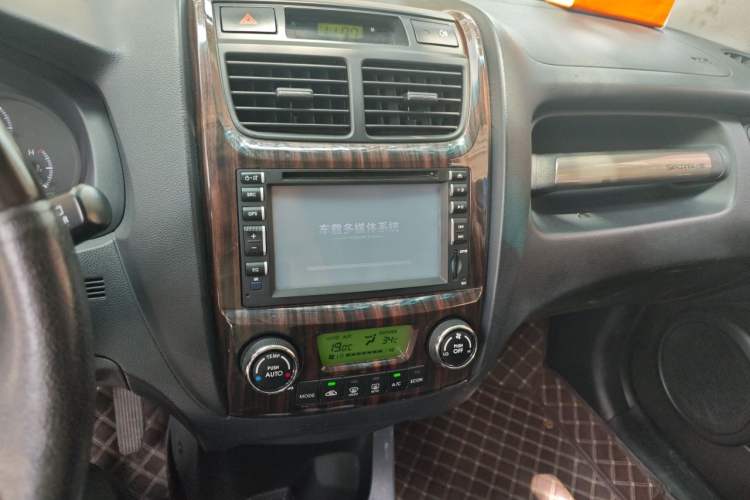 Used Kia Sportage 2012 2.0L Automatic Two-Wheel Drive GLS Audio And AC Panel
