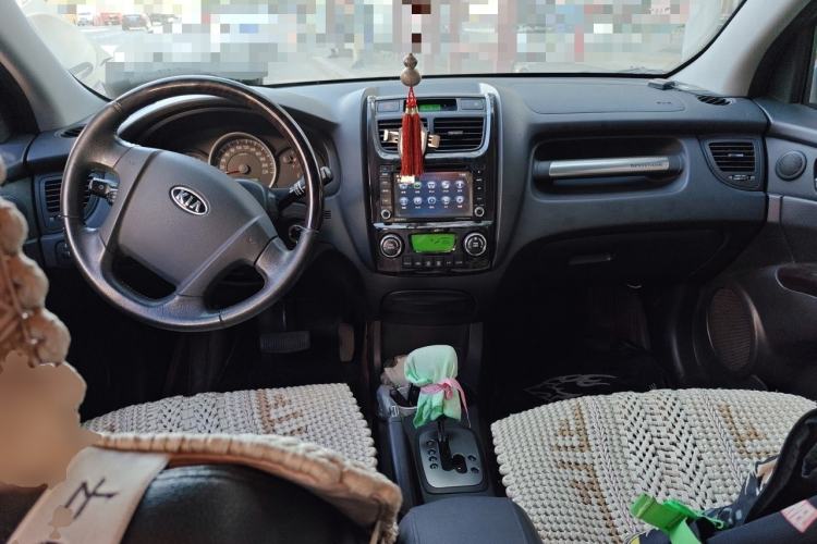 Used Kia Sportage 2012 2.0L Automatic Two-Wheel Drive GLS Center Console