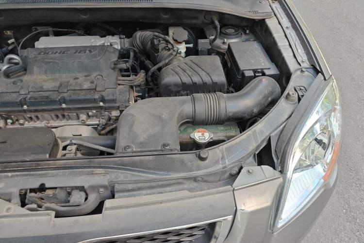 Used Kia Sportage 2012 2.0L Automatic Two-Wheel Drive GLS Engine Bay Left