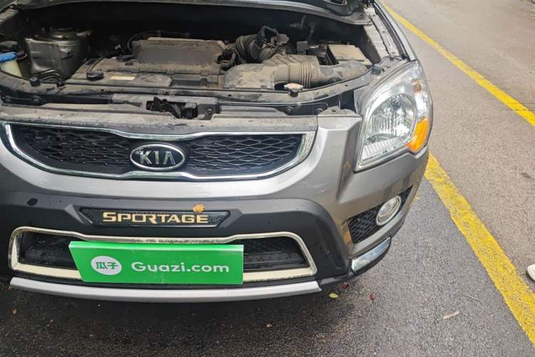 Used Kia Sportage 2012 2.0L Automatic Two-Wheel Drive GL Trim Engine Bay Left