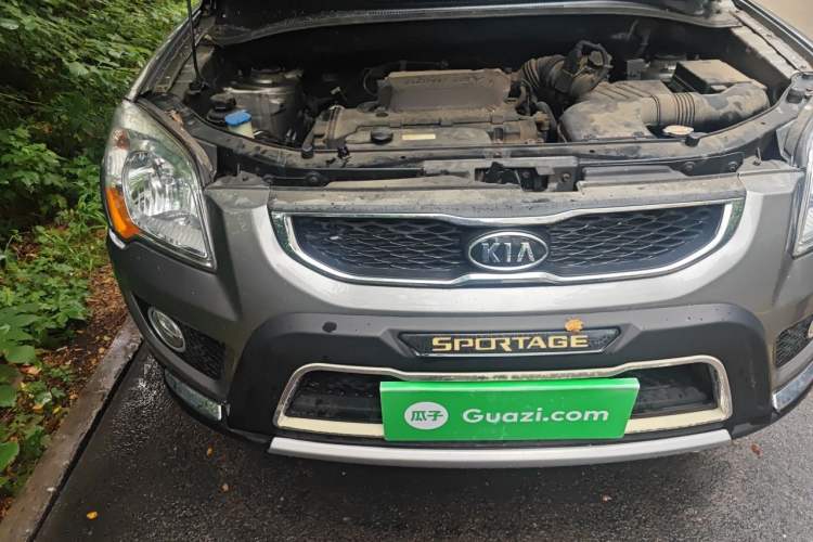 Used Kia Sportage 2012 2.0L Automatic Two-Wheel Drive GL Trim Engine Bay Right