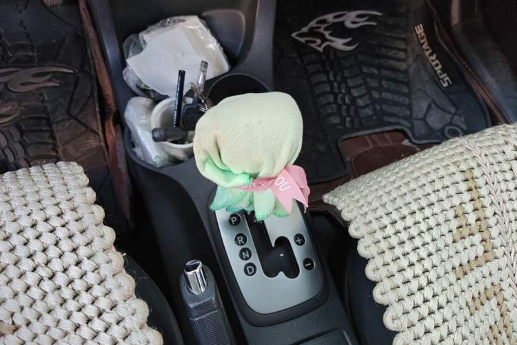 Used Kia Sportage 2012 2.0L Automatic Two-Wheel Drive GLS Gear Lever