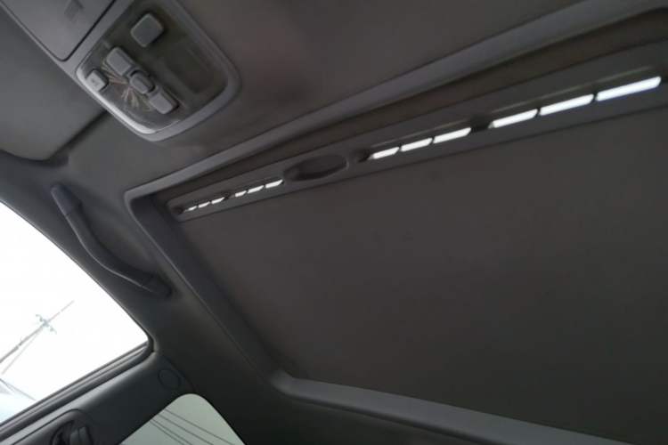 Used Kia Sportage 2012 2.0L Automatic Two-Wheel Drive GLS Headliner
