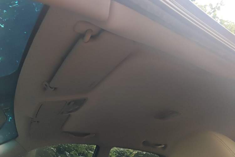 Used Kia Sportage 2012 2.0L Automatic Two-Wheel Drive GL Trim Headliner