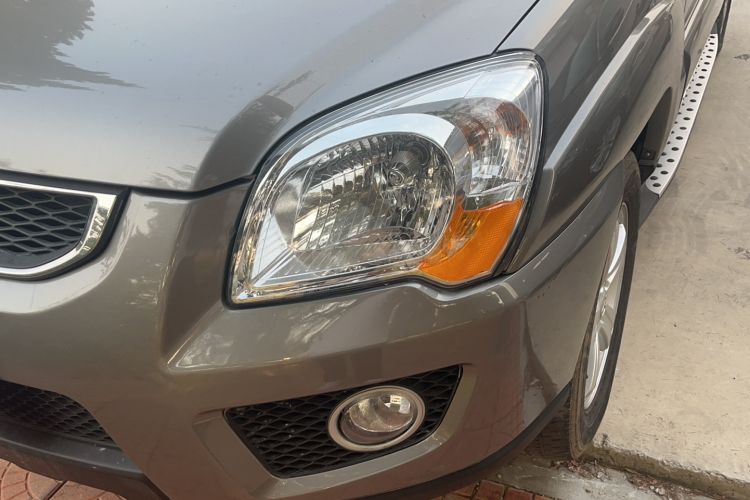 Used Kia Sportage 2012 2.0L Automatic Two-Wheel Drive GL Trim Left Front Headlight
