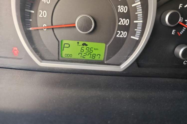 Used Kia Sportage 2012 2.0L Automatic Two-Wheel Drive GLS Odometer Close Up