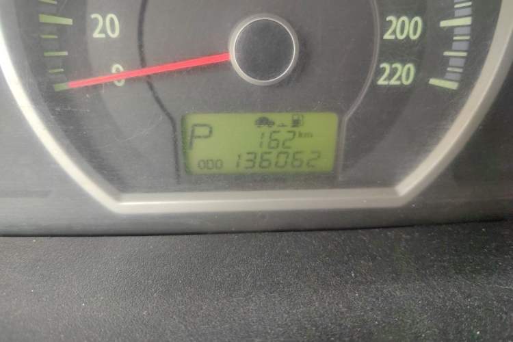 Used Kia Sportage 2012 2.0L Automatic Two-Wheel Drive GLS Odometer Close Up