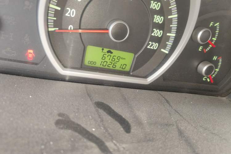 Used Kia Sportage 2012 2.0L Manual Two-Wheel Drive GLS Odometer Close Up