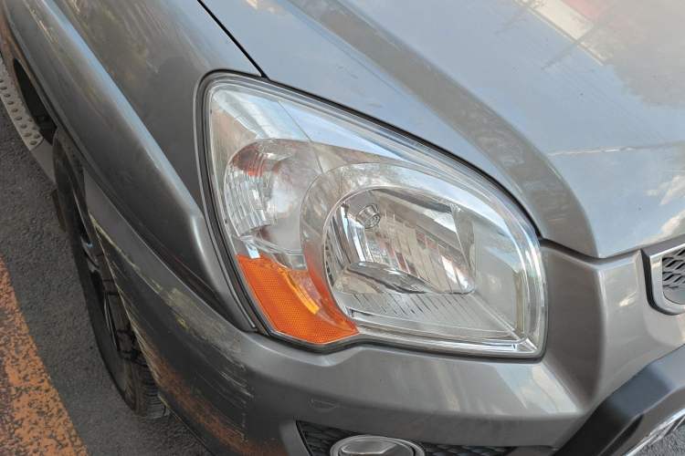 Used Kia Sportage 2012 2.0L Automatic Two-Wheel Drive GLS Right Front Headlight
