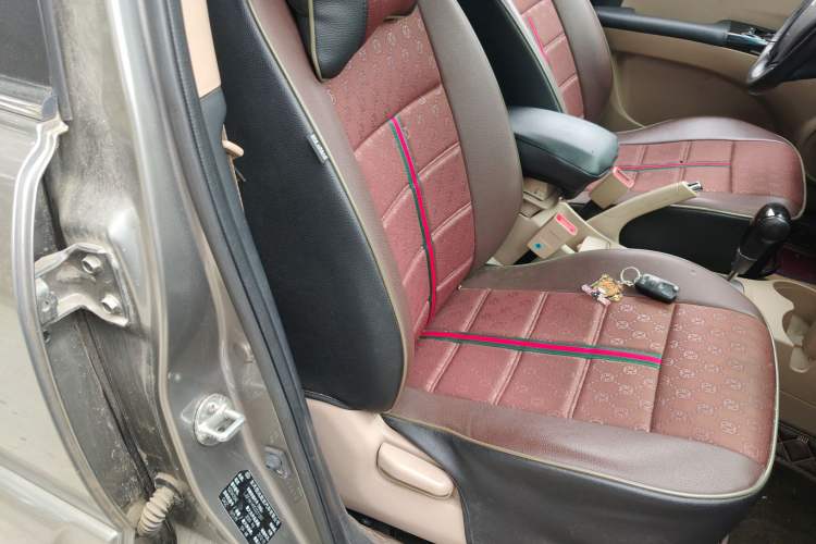 Used Kia Sportage 2012 2.0L Automatic Two-Wheel Drive GL Trim Right Front Seat