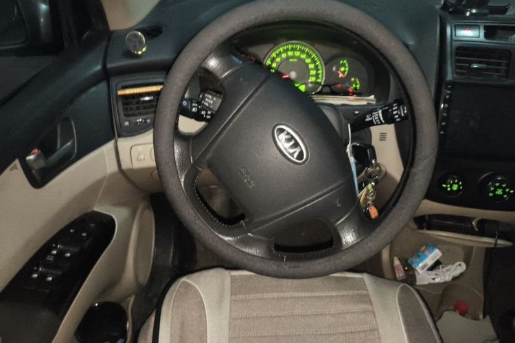 Used Kia Sportage 2012 2.0L Manual Two-Wheel Drive GL Trim Steering Wheel