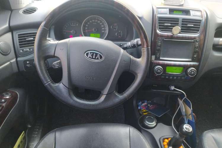 Used Kia Sportage 2012 2.0L Manual Two-Wheel Drive GLS Steering Wheel