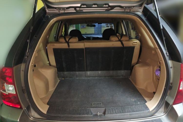 Used Kia Sportage 2012 2.0L Automatic Two-Wheel Drive GL Trim Trunk