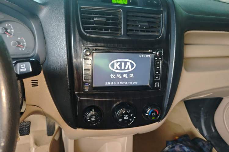 Used Kia Sportage 2012 2.0L Manual Two-Wheel Drive GL Trim Audio And AC Panel