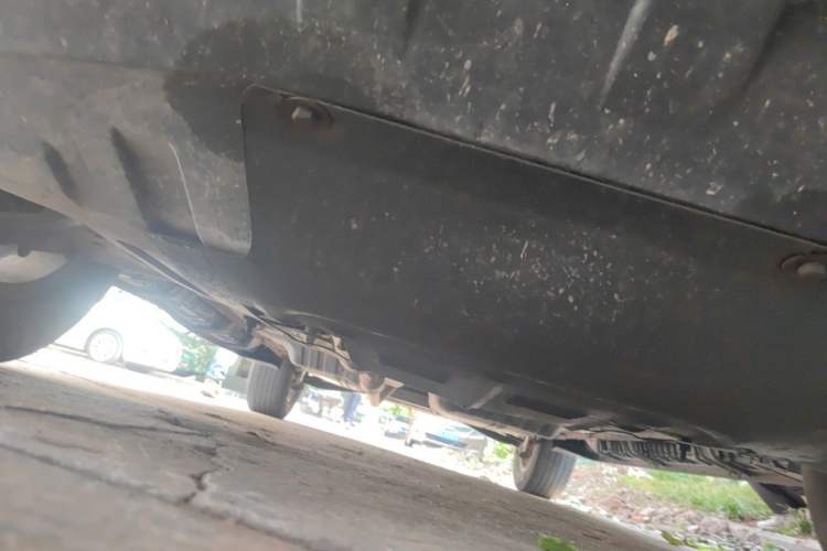 Used Kia Sportage 2012 2.0L Manual Two-Wheel Drive GL Trim Chassis Front