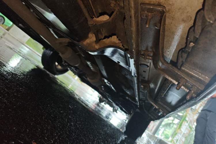 Used Kia Sportage 2012 2.0L Manual Two-Wheel Drive GL Trim Chassis Rear Right