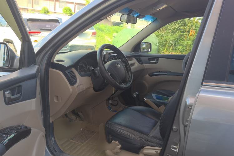 Used Kia Sportage 2012 2.0L Automatic Two-Wheel Drive GL Trim Driver Seat