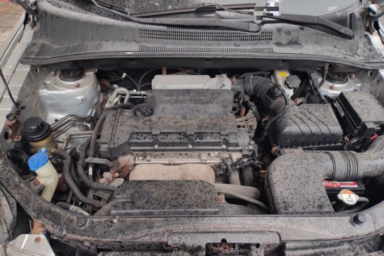 Used Kia Sportage 2012 2.0L Automatic Two-Wheel Drive GL Trim Engine Bay