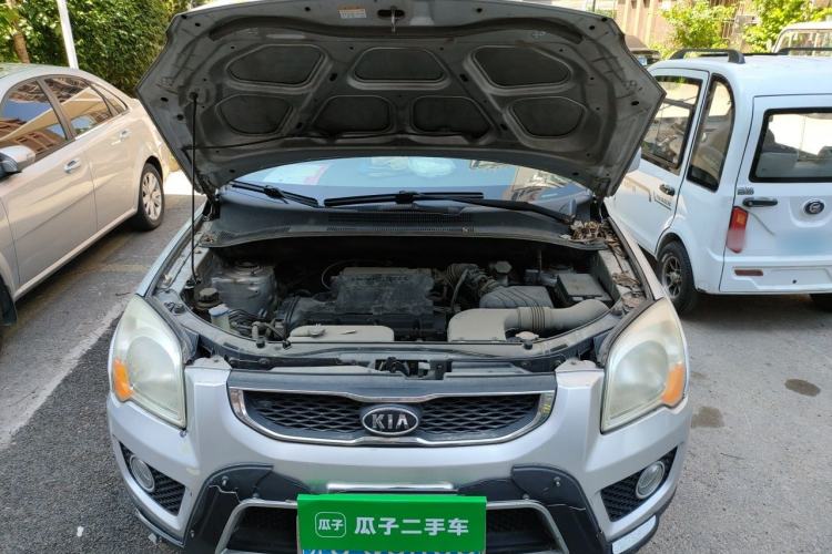 Used Kia Sportage 2012 2.0L Manual Two-Wheel Drive GL Trim Engine Bay