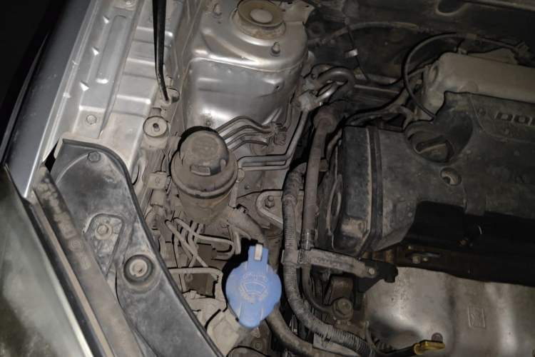Used Kia Sportage 2012 2.0L Automatic Two-Wheel Drive GLS Engine Bay Right