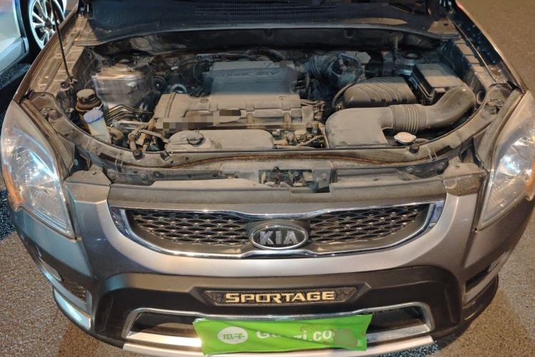 Used Kia Sportage 2012 2.0L Manual Two-Wheel Drive GL Trim Engine Bay