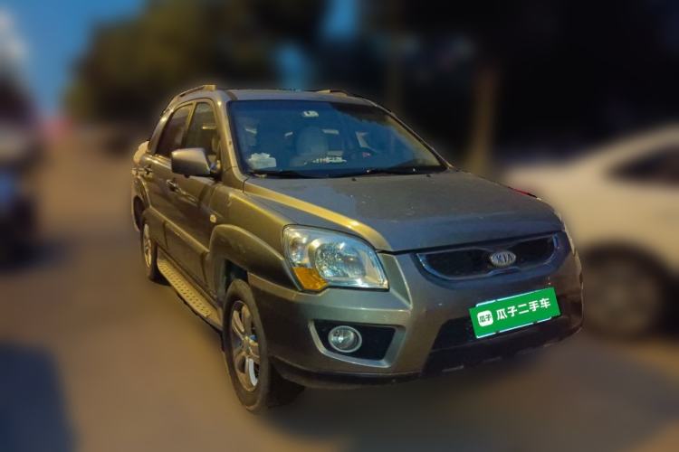 Used Kia Sportage 2012 2.0L Automatic Two-Wheel Drive GL Trim Front Right 45 Deg