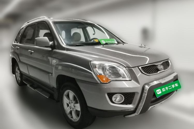 Used Kia Sportage 2012 2.0L Automatic Two-Wheel Drive GL Trim Front Right 45 Deg