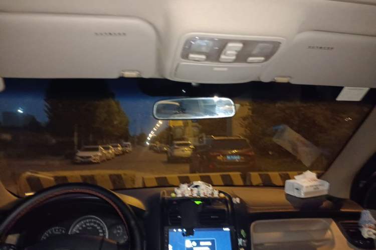 Used Kia Sportage 2012 2.0L Automatic Two-Wheel Drive GL Trim Headliner
