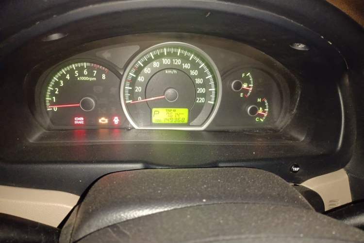 Used Kia Sportage 2012 2.0L Automatic Two-Wheel Drive GL Trim Odometer Close Up