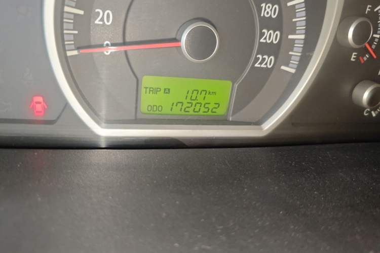 Used Kia Sportage 2012 2.0L Manual Two-Wheel Drive GL Trim Odometer Close Up