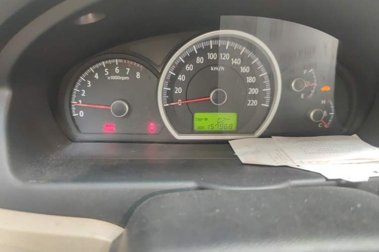 Used Kia Sportage 2012 2.0L Manual Two-Wheel Drive GL Trim Odometer Close Up