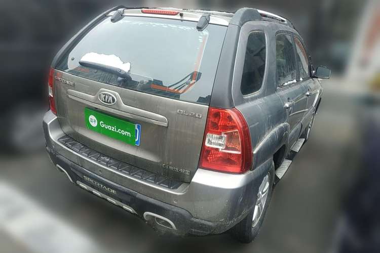 Used Kia Sportage 2012 2.0L Manual Two-Wheel Drive GL Trim Rear Right 45 Deg