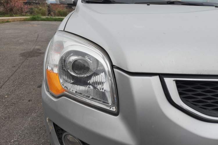 Used Kia Sportage 2012 2.0L Automatic Two-Wheel Drive GLS Right Front Headlight