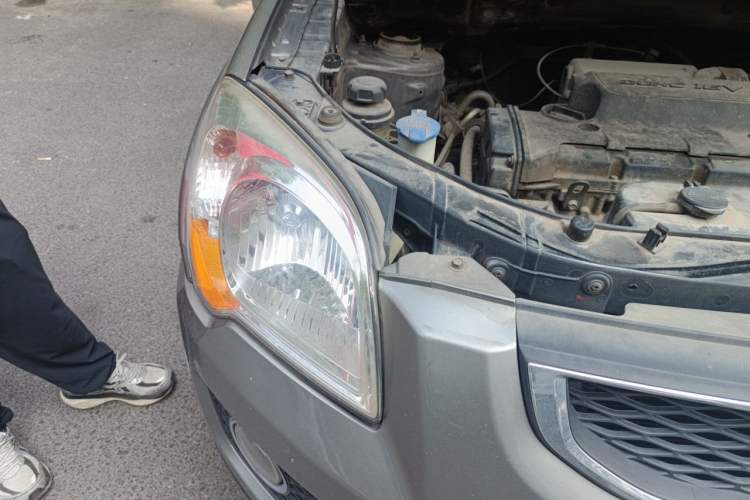 Used Kia Sportage 2012 2.0L Automatic Two-Wheel Drive GLS Right Front Headlight