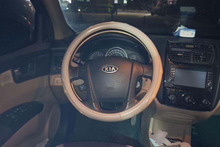 Used Kia Sportage 2012 2.0L Manual Two-Wheel Drive GL Trim Steering Wheel