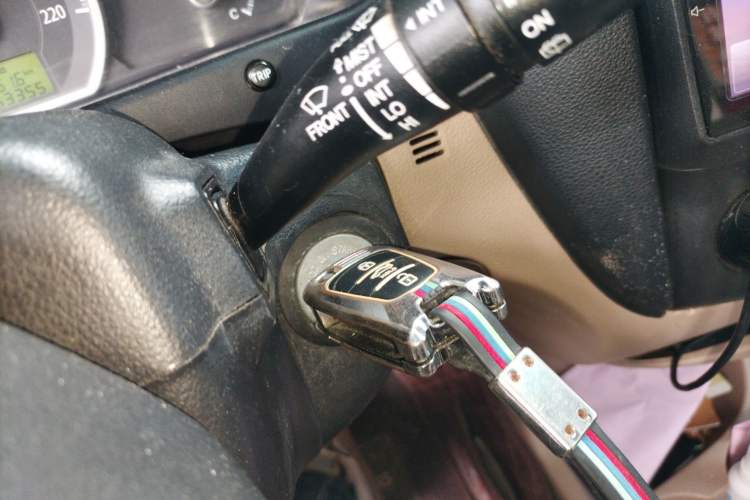 Used Kia Sportage 2012 2.0L Automatic Two-Wheel Drive GL Trim Vehicle Key