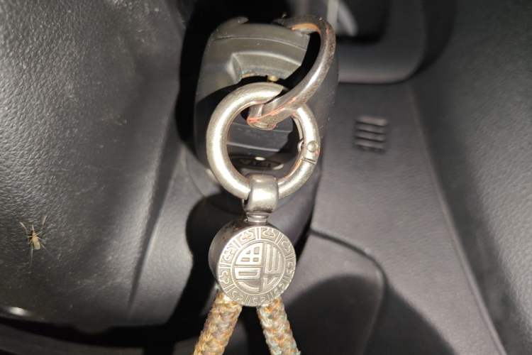 Used Kia Sportage 2012 2.0L Automatic Two-Wheel Drive GLS Vehicle Key