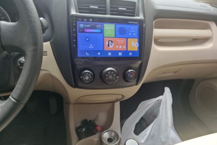 Used Kia Sportage 2012 2.0L Manual Two-Wheel Drive GL Trim Audio And AC Panel
