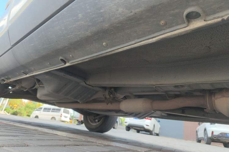 Used Kia Sportage 2012 2.0L Manual Two-Wheel Drive GL Trim Chassis Front Right