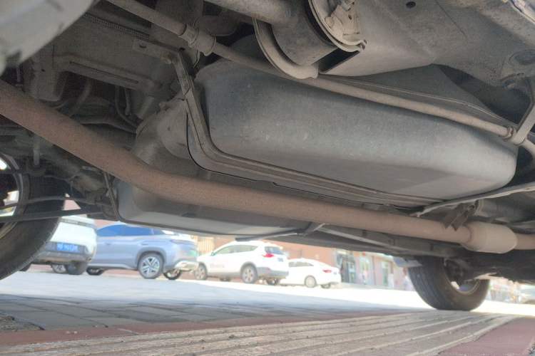 Used Kia Sportage 2012 2.0L Manual Two-Wheel Drive GL Trim Chassis Rear Right