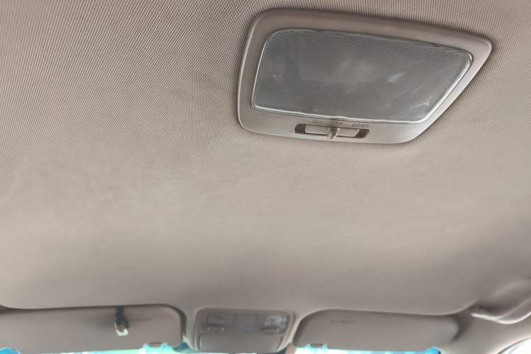 Used Kia Sportage 2012 2.0L Manual Two-Wheel Drive GL Trim Headliner