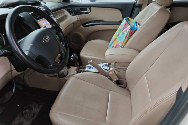 Used Kia Sportage 2012 2.0L Automatic Two-Wheel Drive GLS Left Front Seat