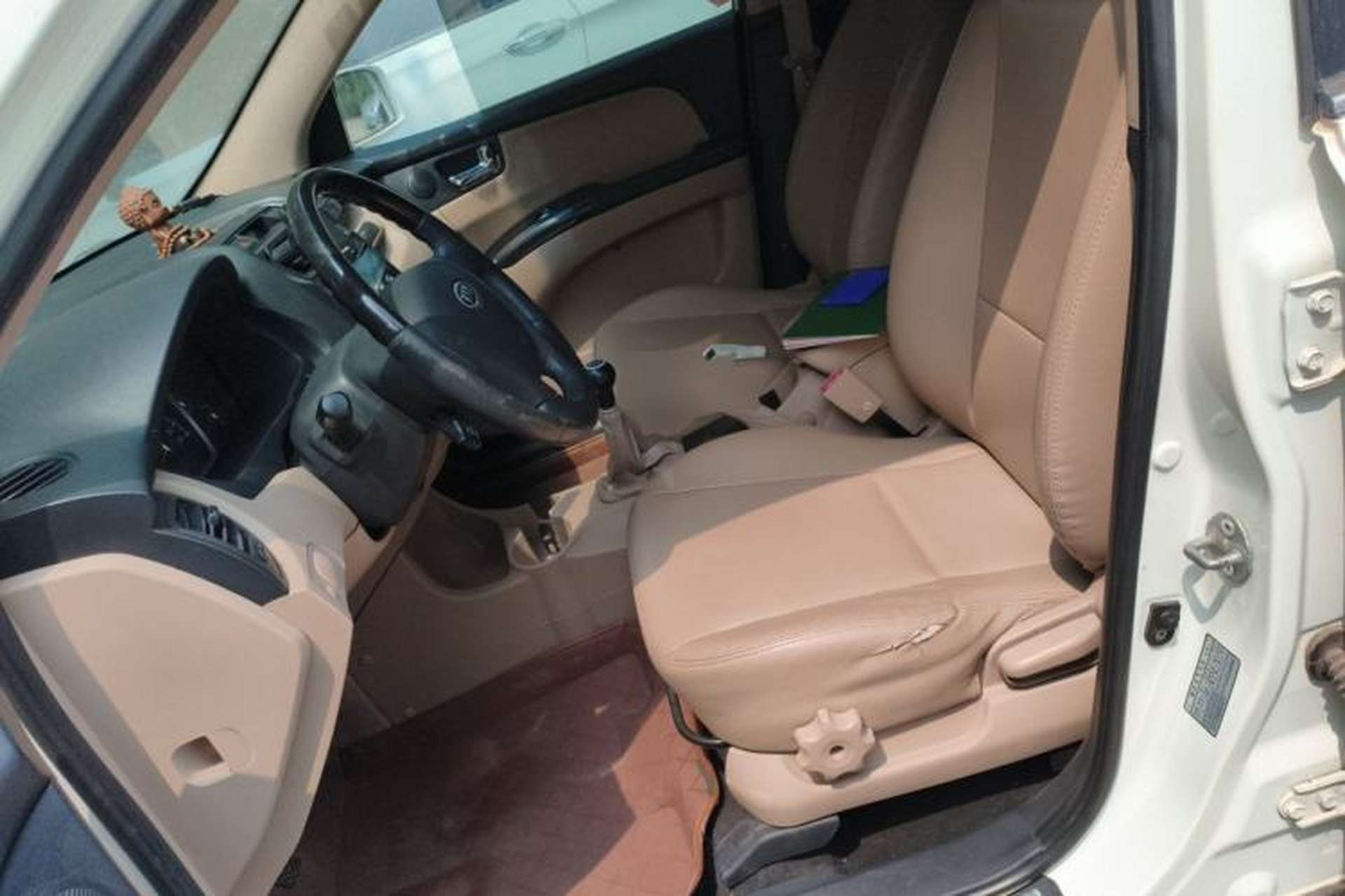 Used Kia Sportage 2012 2.0L Manual Two-Wheel Drive GLS Left Front Seat